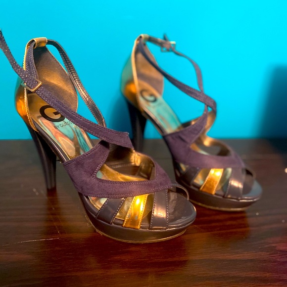 Guess Shoes - Guess Blue and Gold Pumps